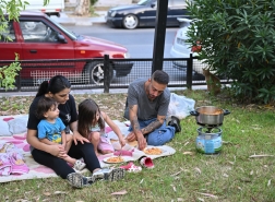عائلة تركية تواجه التشرد بعد رفع الإيجار خمسة أضعاف (صور)