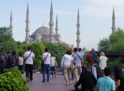تركيا تطمئن 70 دولة بشأن سلامة سياحها المرتقب استقبالهم