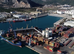 شركة قطرية تشتري ميناء تركيا في أنطاليا