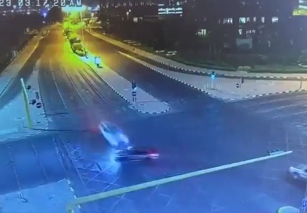 فيديو مروع يوثق حادث الفاشينستا في الكويت