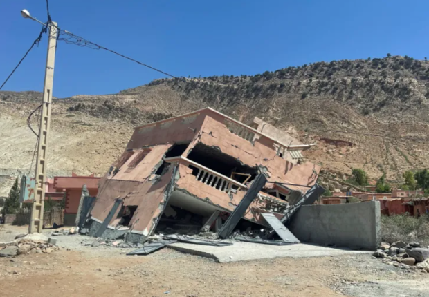 مبنى مدمر اثر الزلزال الذي ضرب المغرب