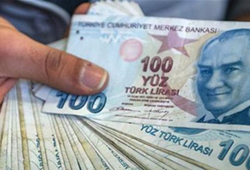 العملة التركية من فئة 100 ليرة - أرشيف