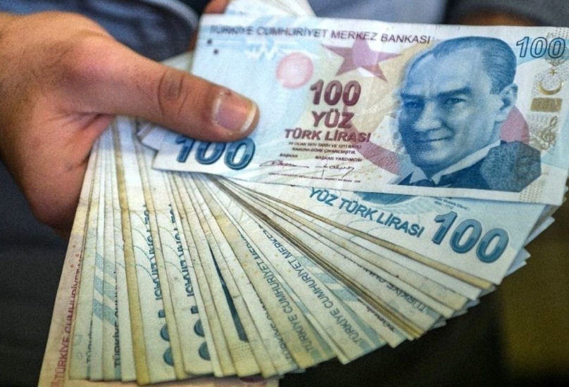 انخفاض كبير في سعر صرف الليرة التركية